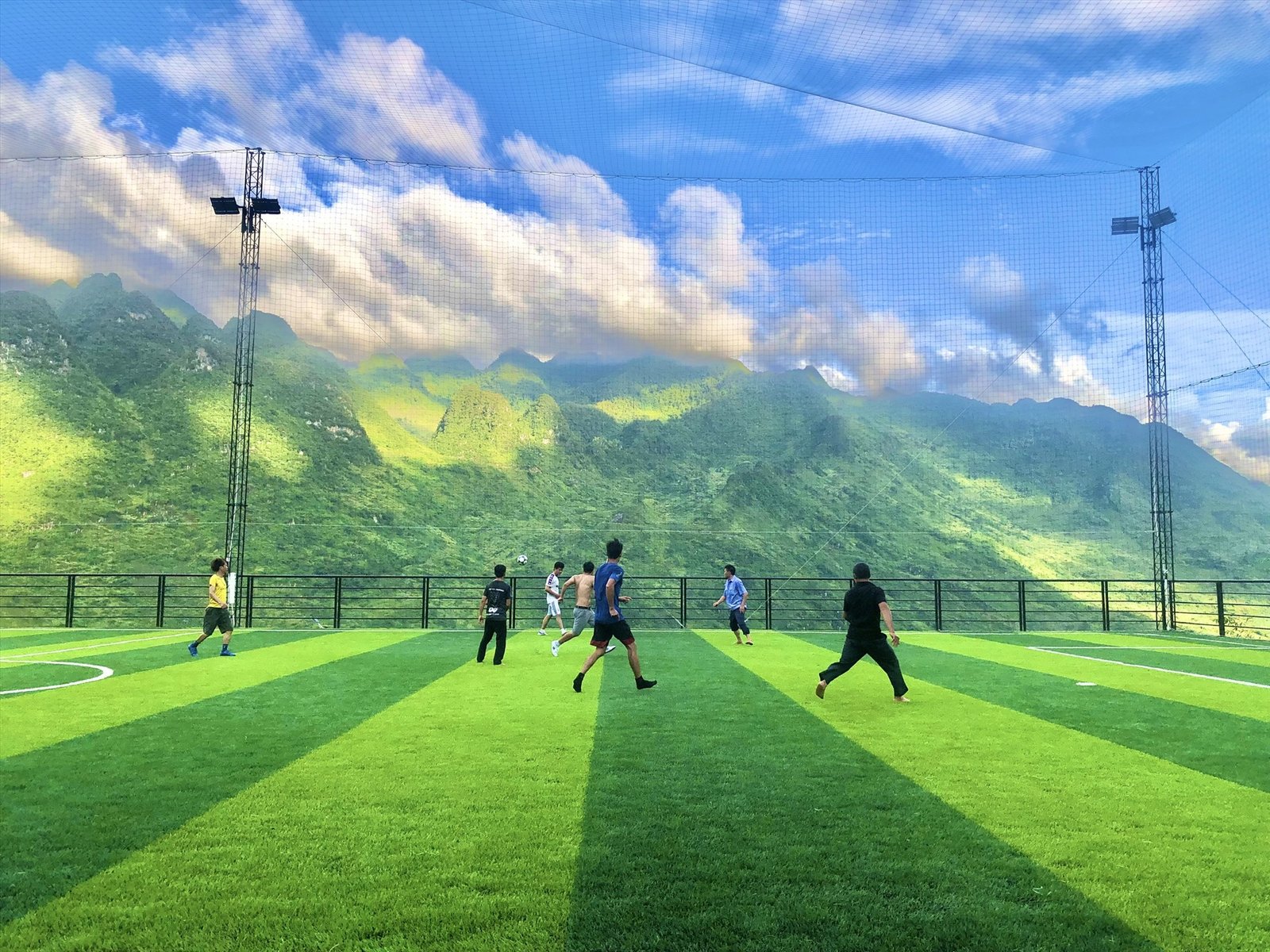 kích thước sân bóng đá 7 người